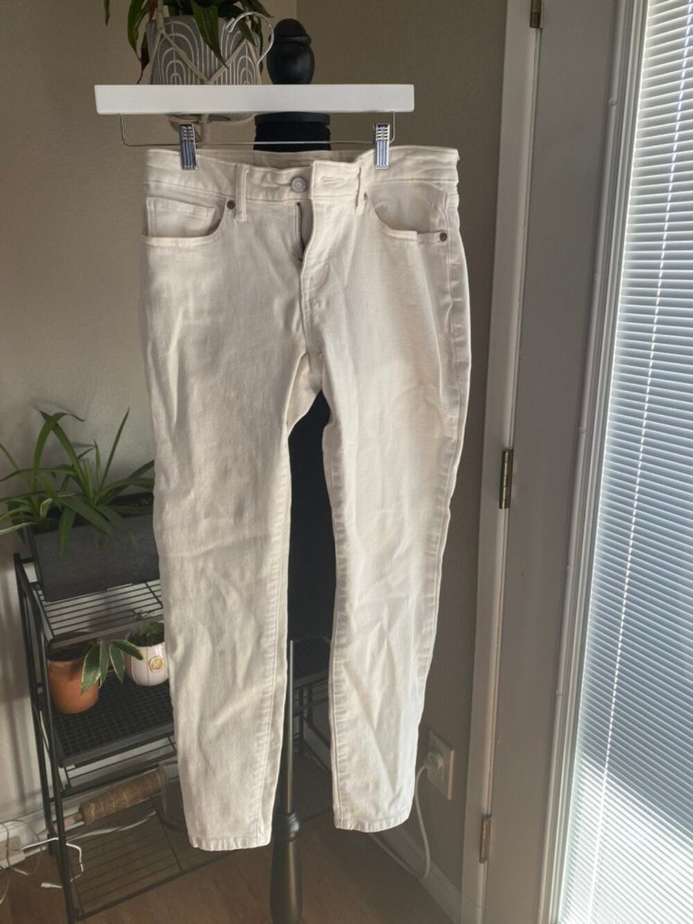 Lucky Brand Low Rise Skinny Lolita Jeans White Sz 6/28" Classic Style Trendy